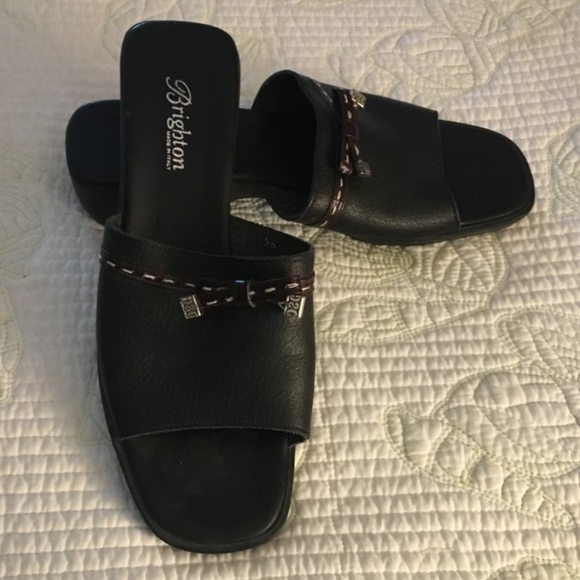 Brighton Shoes - Brighton Black Leather Slides size 7 1/2 M